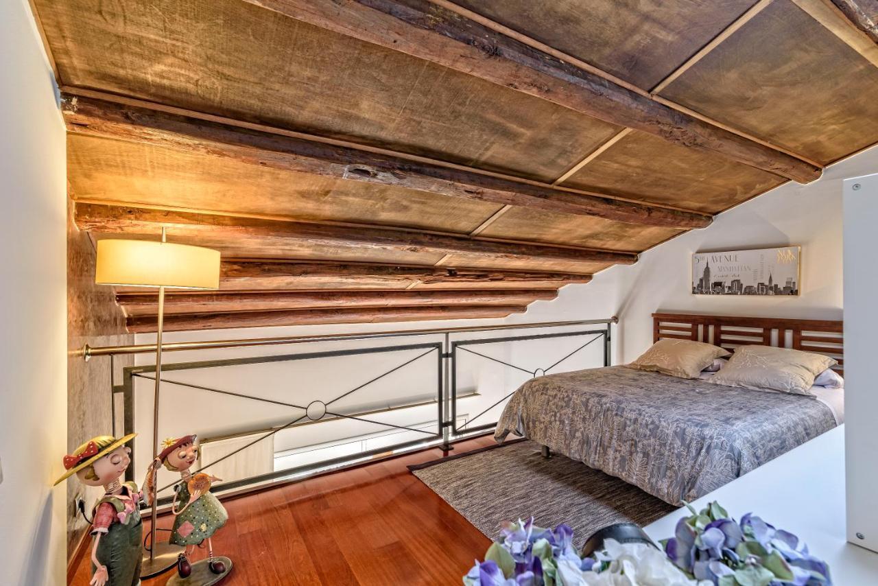 Apartamento Con Encanto En บาดาโลนา ภายนอก รูปภาพ